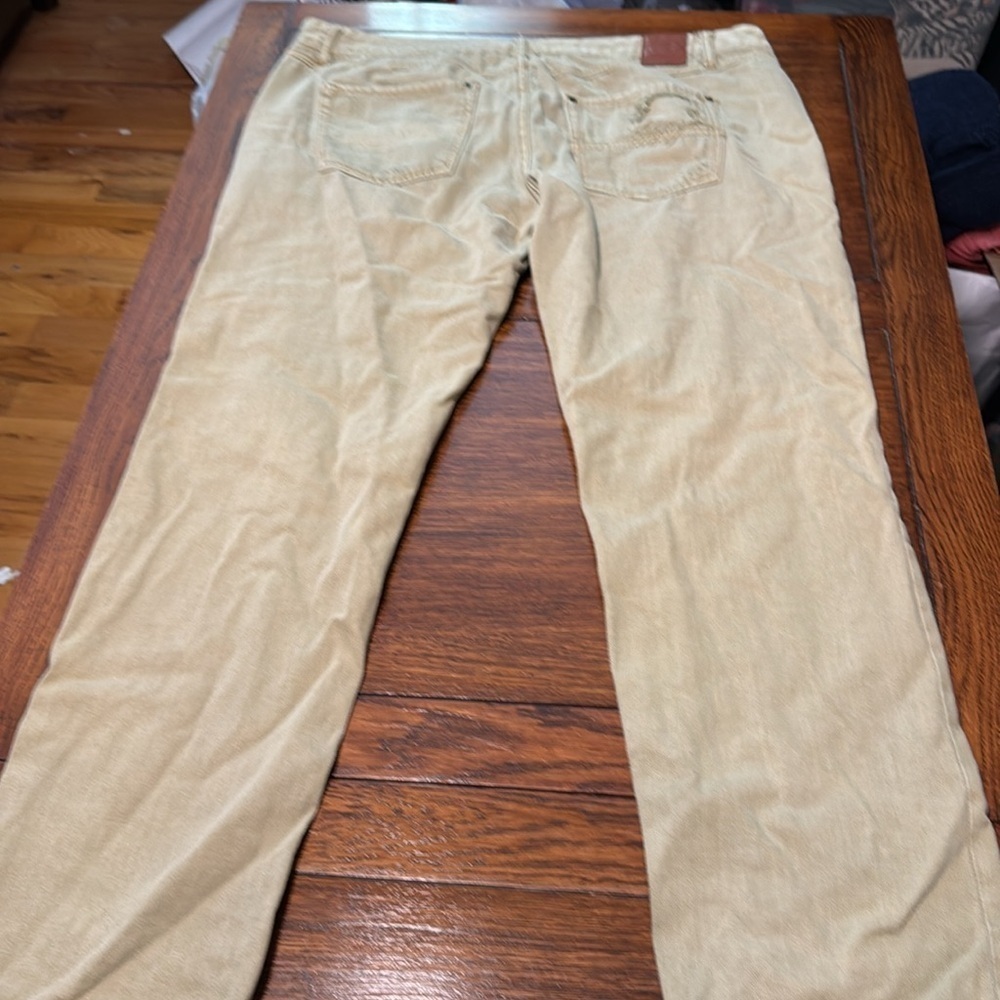 Born Fly Anytown USA tan distressed jeans size 42 - Picture 8 of 9